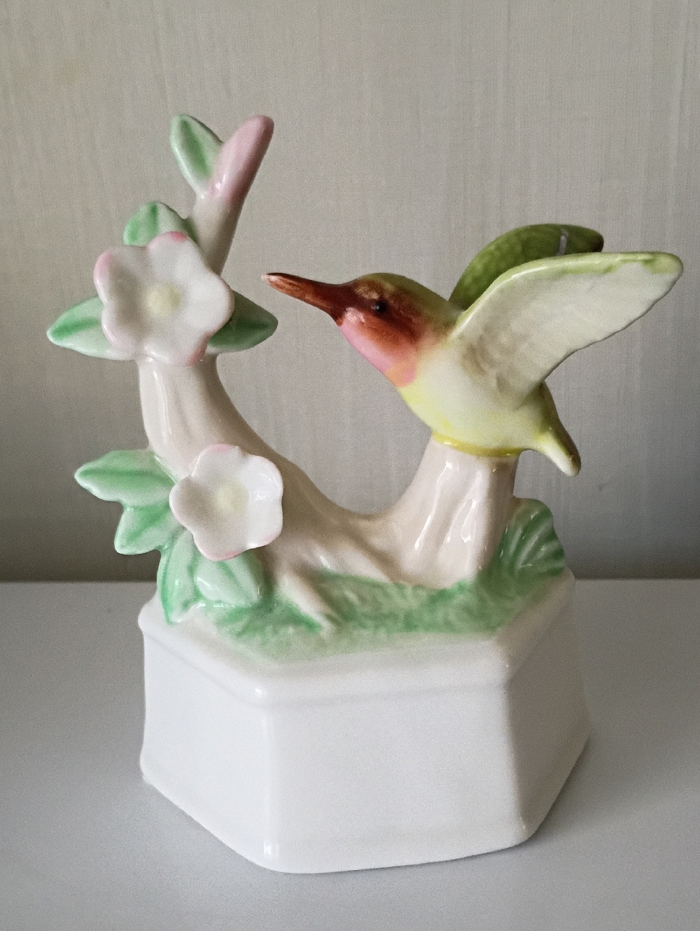 Vintage Functional Music Box Hummingbird And Floral Ceramic Figurine